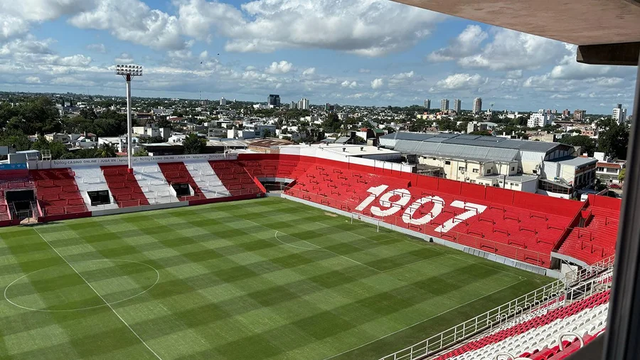 Foto del estadio 15 de Abril