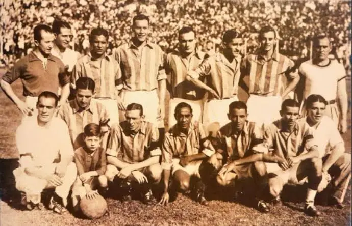 San Lorenzo festejando el título Campeonato 1933