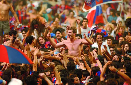 San Lorenzo festejando el título Copa Mercosur 2001
